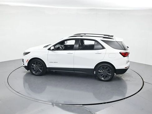 Used 2022 Chevrolet Equinox RS w/ LPO, Floor Liner Package FWD image 44