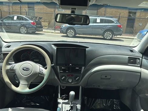 Used 2013 Subaru Forester 2.5X Premium AWD/4WD image 24