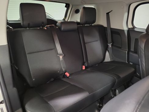Used 2014 Toyota FJ Cruiser 4WD w/ Upgrade Package image 25