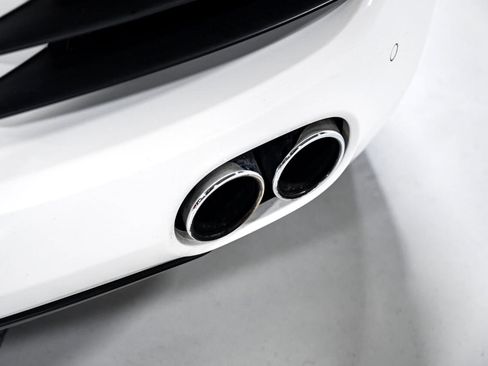 Used 2009 Audi R8 V8 image 18