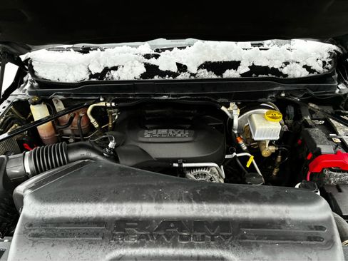 Used 2019 RAM 2500 Laramie image 30