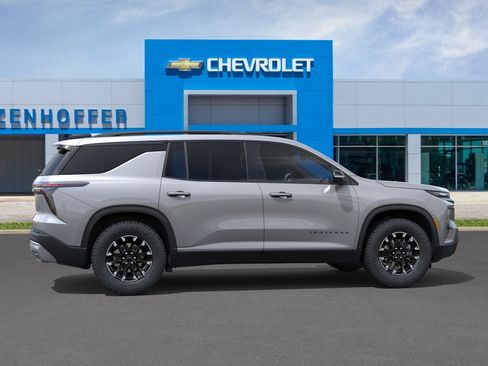 New 2026 Chevrolet Traverse Z71 w/ Driver Confidence Package AWD/4WD image 5