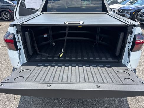 New 2025 Hyundai Santa Cruz Limited image 18