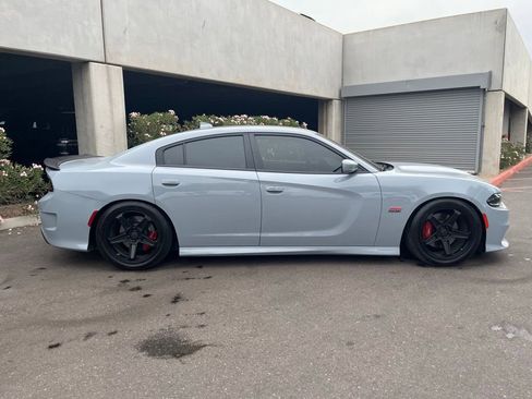 Certified 2022 Dodge Charger Scat Pack w/ Plus Group RWD image 3