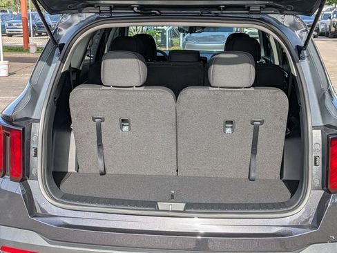 New 2026 Kia Sorento LX FWD image 14