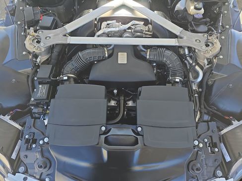 Used 2023 Aston Martin V8 Vantage Coupe image 29