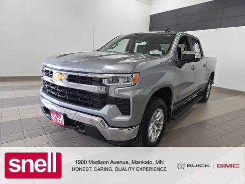 Used 2025 Chevrolet Silverado 1500 LT AWD/4WD image 1
