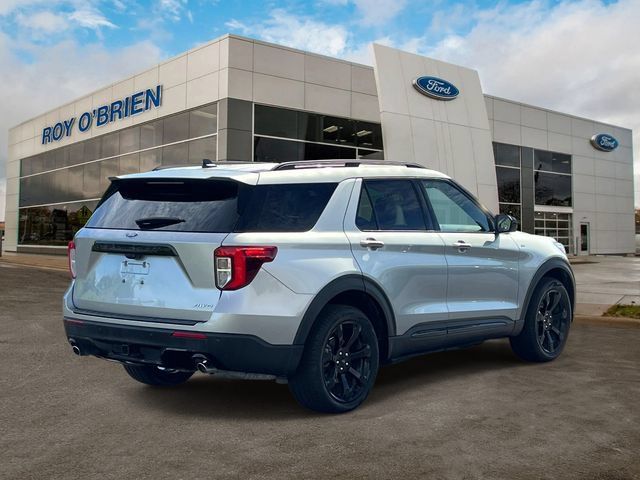 Certified 2024 Ford Explorer ST-Line w/ Class IV Trailer Tow Package AWD/4WD image 5