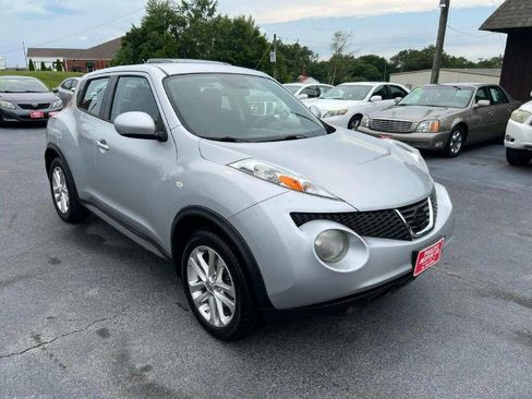 Used 2014 Nissan Juke S image 2