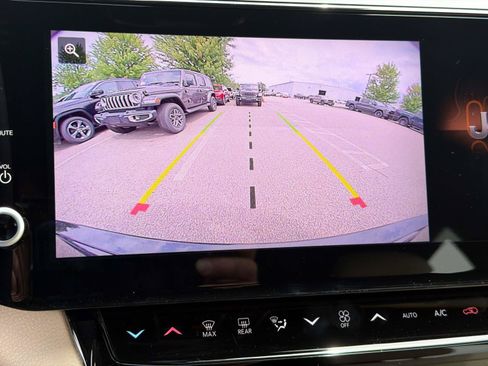 New 2026 Jeep Grand Cherokee Limited AWD/4WD image 17