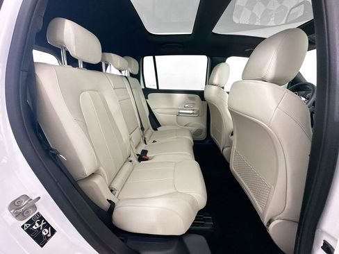 Certified 2026 Mercedes-Benz GLB 250 image 27