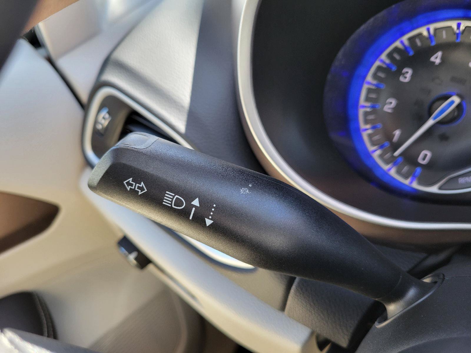 Used 2024 Chrysler Voyager LX FWD image 15