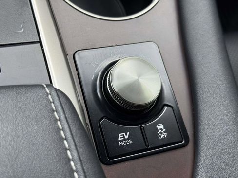 Used 2022 Lexus RX 450h AWD w/ Premium Package image 25