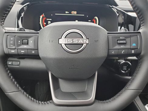 Used 2026 Nissan Pathfinder SL image 21