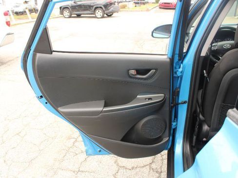 Used 2018 Hyundai Kona SEL w/ SEL Tech Package 02 AWD/4WD image 16