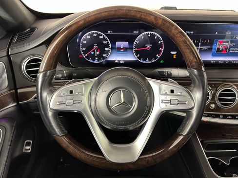 Used 2020 Mercedes-Benz S 560 4MATIC Sedan image 12