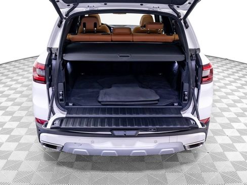 Used 2023 BMW X5 xDrive40i w/ Premium Package AWD/4WD image 36