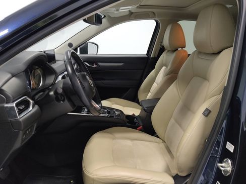 Used 2019 MAZDA CX-5 Touring image 17