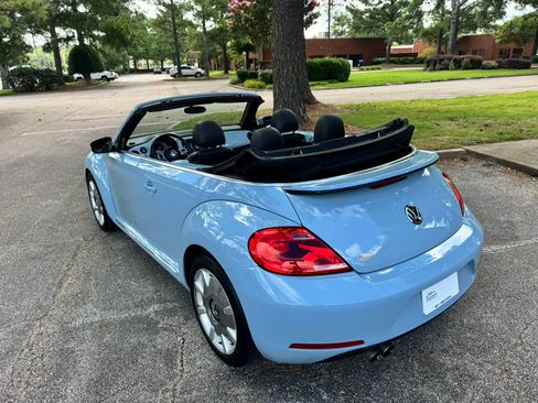 Used 2013 Volkswagen Beetle 2.5 FWD image 7