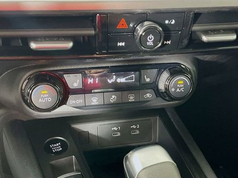 New 2026 Nissan Kicks SV image 11