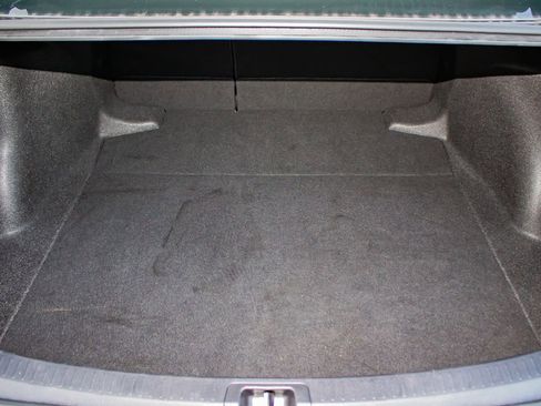 Used 2024 Toyota Corolla LE image 19