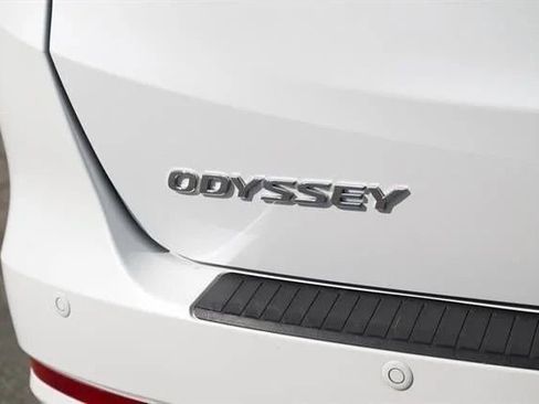 Used 2023 Honda Odyssey Elite image 13