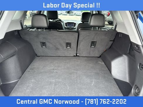 Certified 2022 GMC Terrain SLT AWD/4WD image 11