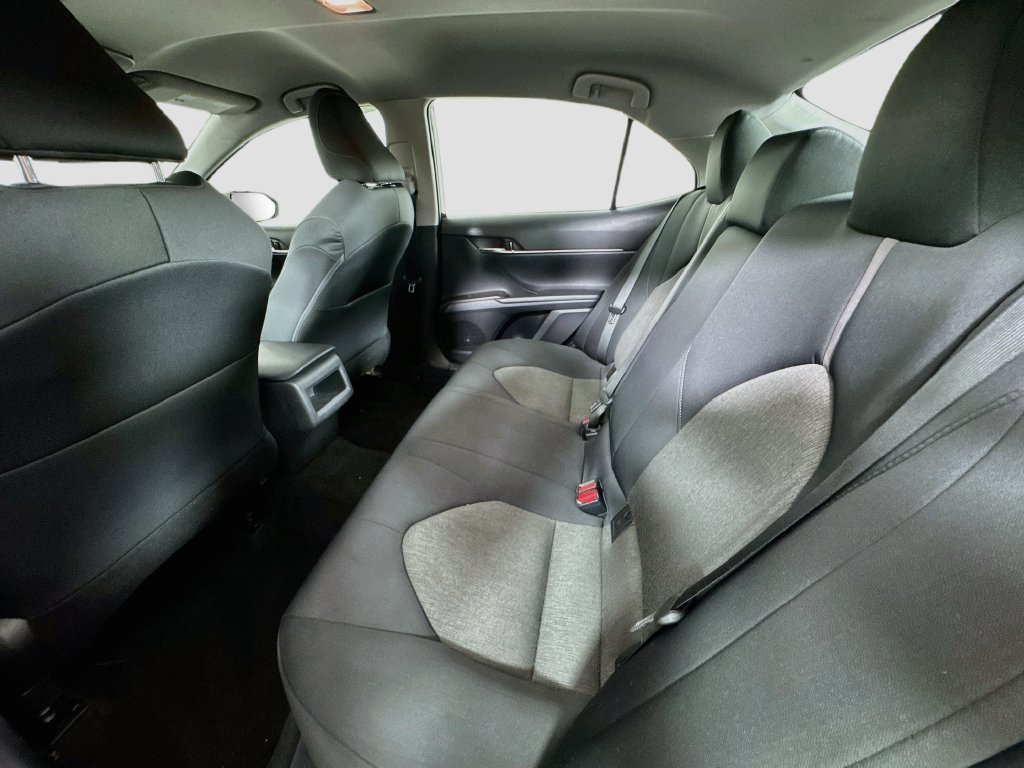 Used 2021 Toyota Camry LE w/ Carpet Mat Package (TMS) FWD image 26