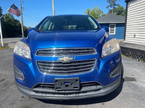 Used 2016 Chevrolet Trax LS FWD image 2