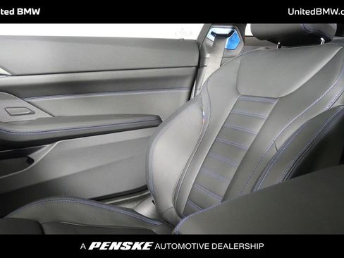 Used 2026 BMW 430i Coupe w/ M Sport Package image 28