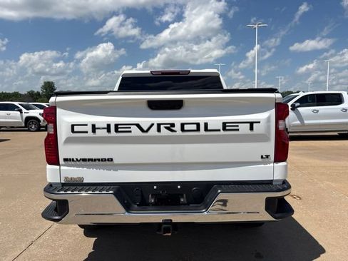 Used 2025 Chevrolet Silverado 1500 LT AWD/4WD image 4