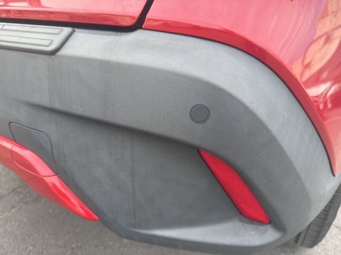 Used 2023 Toyota Corolla Cross XLE w/ Convenience Package image 22