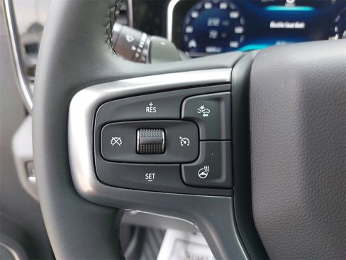 Used 2024 Chevrolet Silverado 1500 LT Trail Boss w/ Convenience Package II image 16