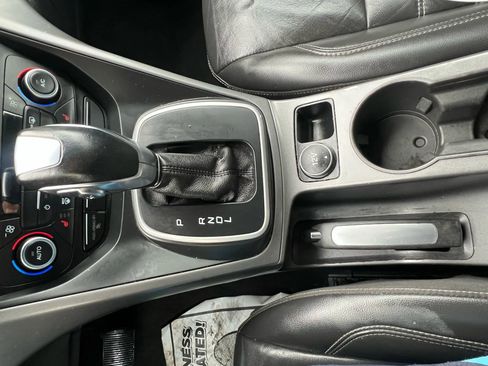 Used 2017 Ford C-MAX SE w/ Equipment Group 202A image 20