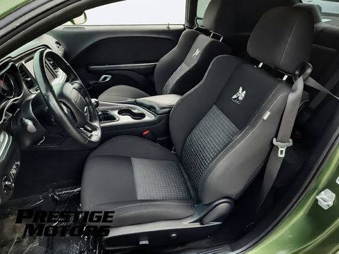 Used 2022 Dodge Challenger R/T Scat Pack RWD image 23