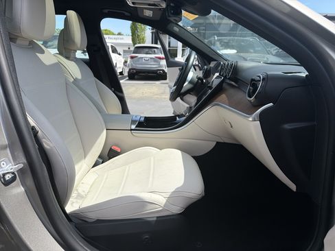 Used 2024 Mercedes-Benz C 300 Sedan w/ Exclusive Trim Package image 35