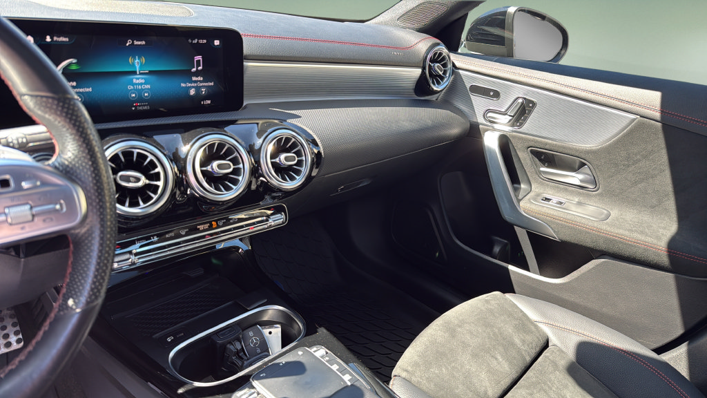 Used 2021 Mercedes-Benz CLA 250 4MATIC image 24