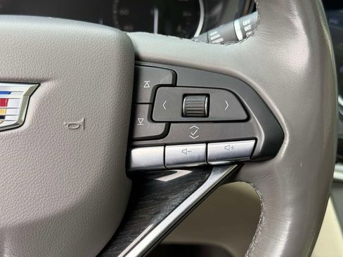 Used 2020 Cadillac XT6 Premium Luxury FWD image 33