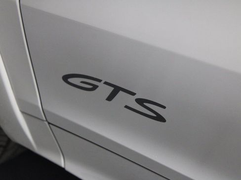 Certified 2025 Porsche Cayenne GTS image 22