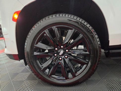 Used 2023 Cadillac Escalade ESV Sport Platinum w/ LPO, ONYX Package image 87