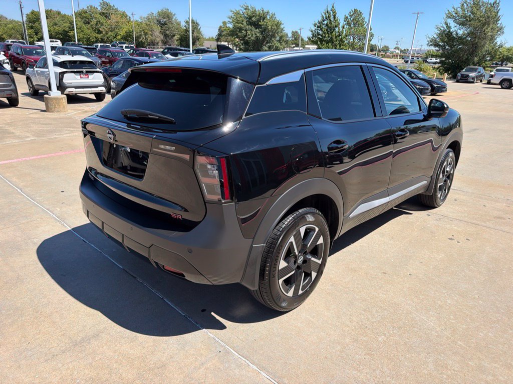 Used 2026 Nissan Kicks SR FWD image 5