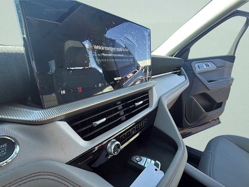 New 2026 Ford Explorer Active AWD/4WD image 50