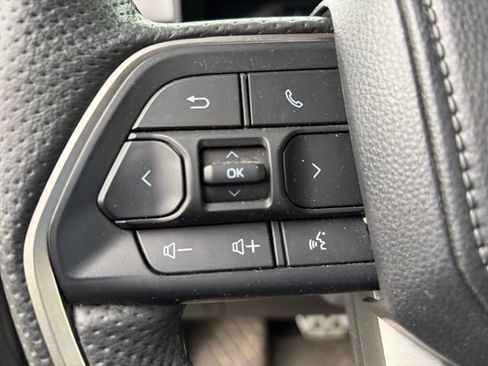 Used 2025 Toyota Tundra SR5 AWD/4WD image 27