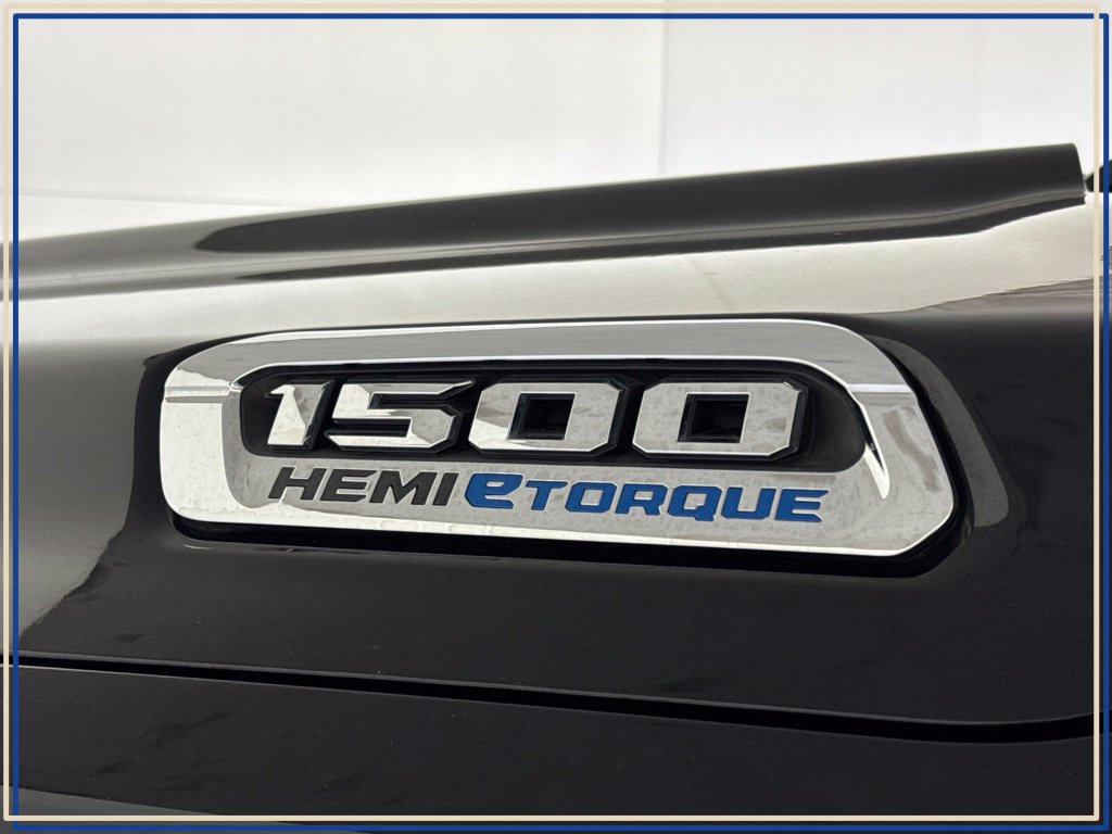 Used 2021 RAM 1500 Limited AWD/4WD image 14