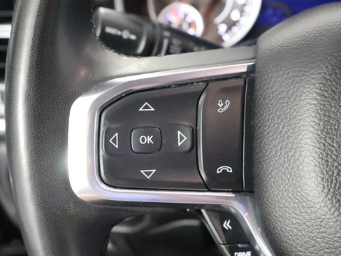 Used 2025 RAM 1500 Laramie AWD/4WD image 33