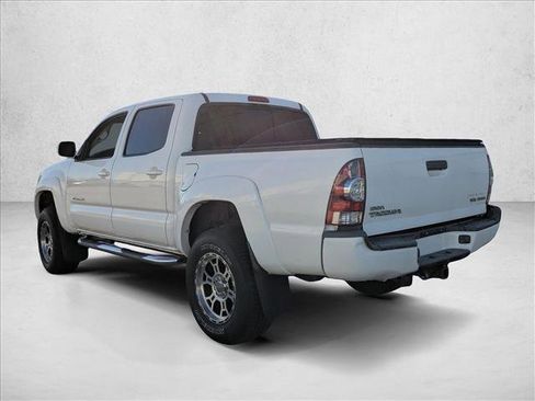 Used 2009 Toyota Tacoma PreRunner image 8
