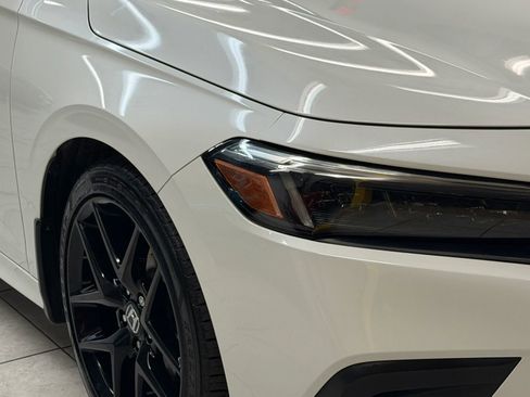 Used 2024 Honda Civic Sport image 6