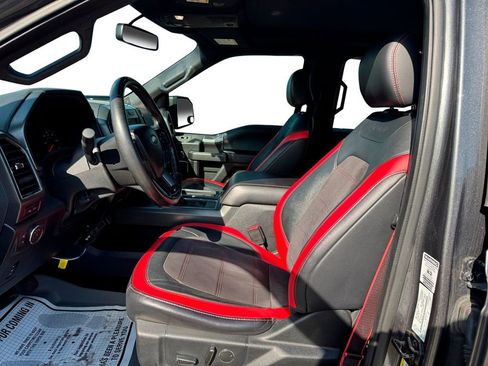 Used 2017 Ford F150 Lariat image 10