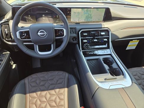 New 2025 Nissan Armada Platinum Reserve image 23