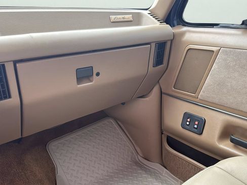 Used 1988 Ford Bronco AWD/4WD image 42